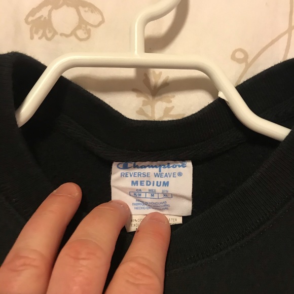 Champion sweatshirt in great condition - Picture 2 of 5